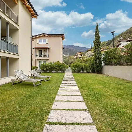 La Cristallo Apartment